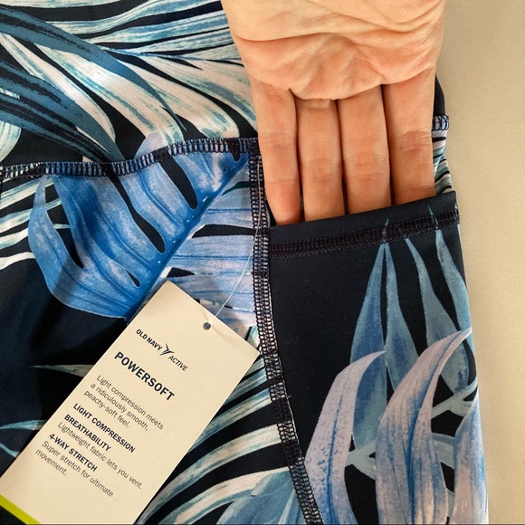 Old Navy Women’s Size S Elevate Leggings - Picture 6 of 9